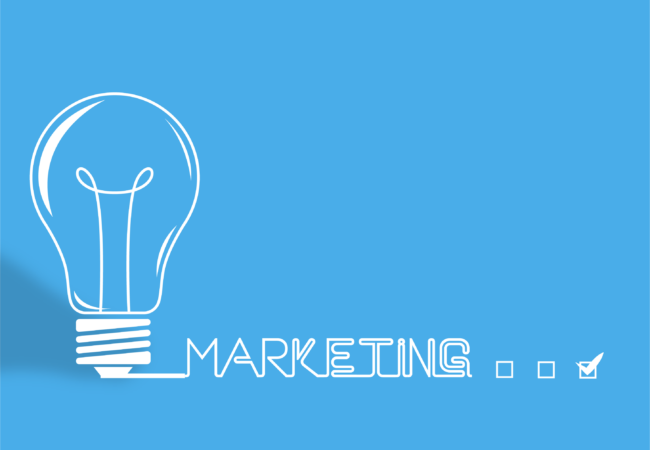 Blue background with white lightbulb and the text "Marketing"